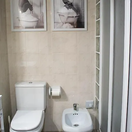 Apartamento Entero, A 15 Minutos De Zona Centro Con Plaza De Aparcamiento Opcional