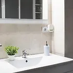 Entero, A 15 Minutos De Zona Centro Con Plaza De Aparcamiento Opcional Apartment